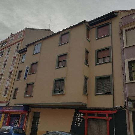 Hostal Castilla Миранда де Эбро Экстерьер фото