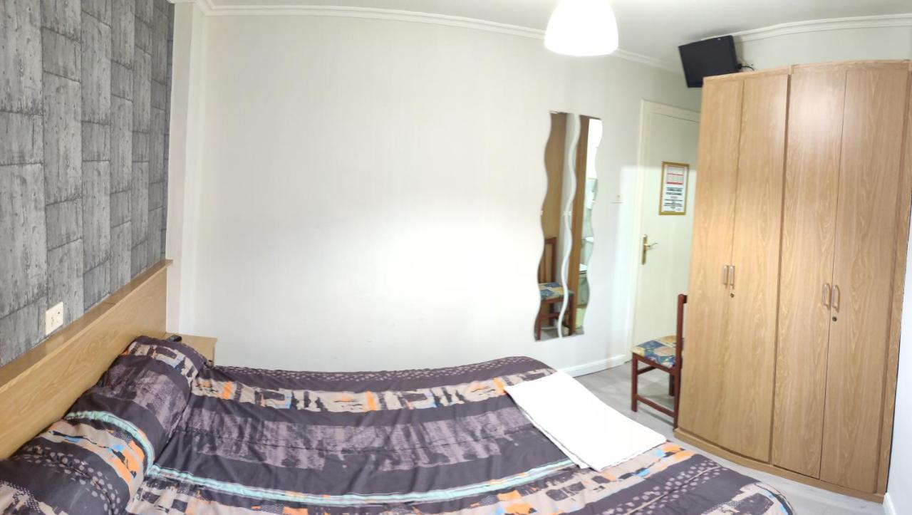 Hostal Castilla Миранда де Эбро Экстерьер фото